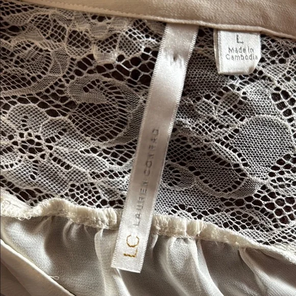 LC Lauren Conrad Cream Lace Blouse - Picture 3 of 3